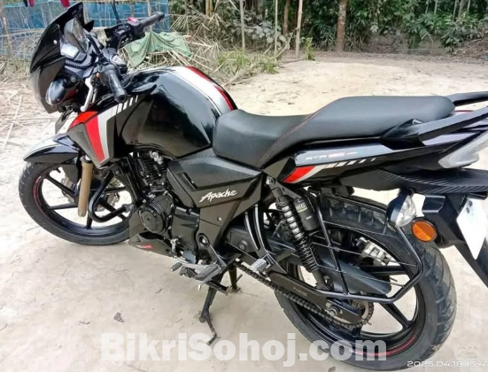 Apache rtr 160 2v